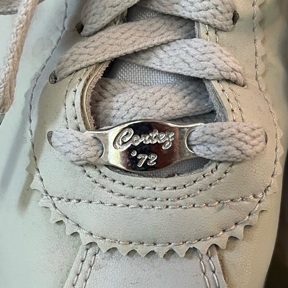 Classic Cortez 'Pure Platinum' - Size 7 - Picture 6 of 10